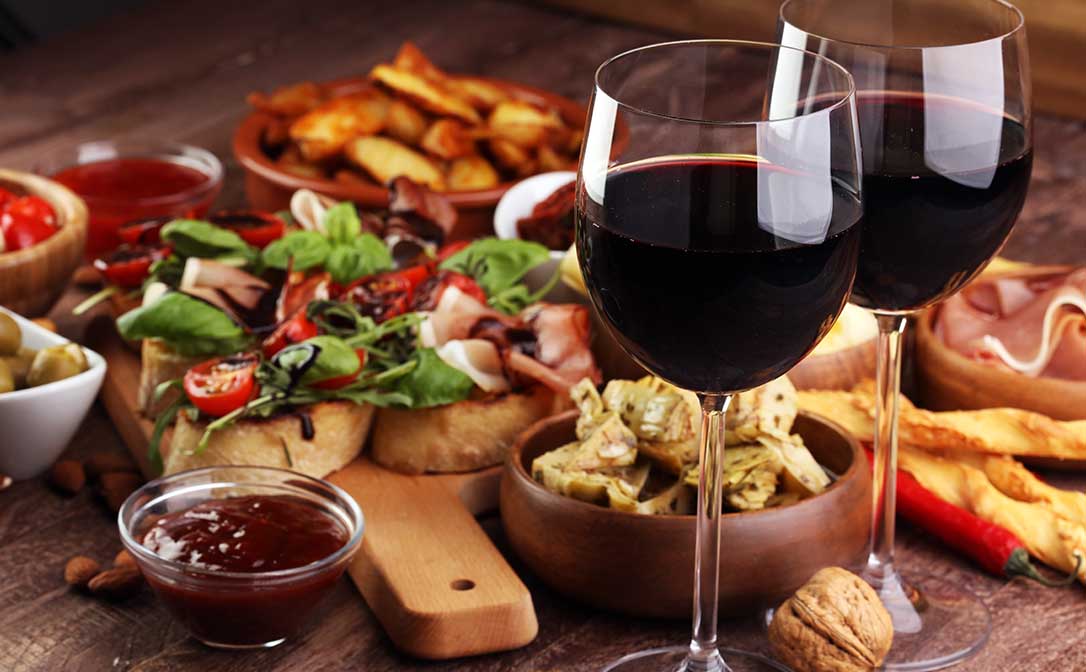 1086x672_antipasti-wine